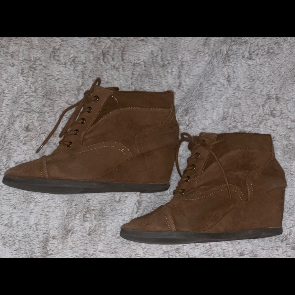 Wedged Boots
